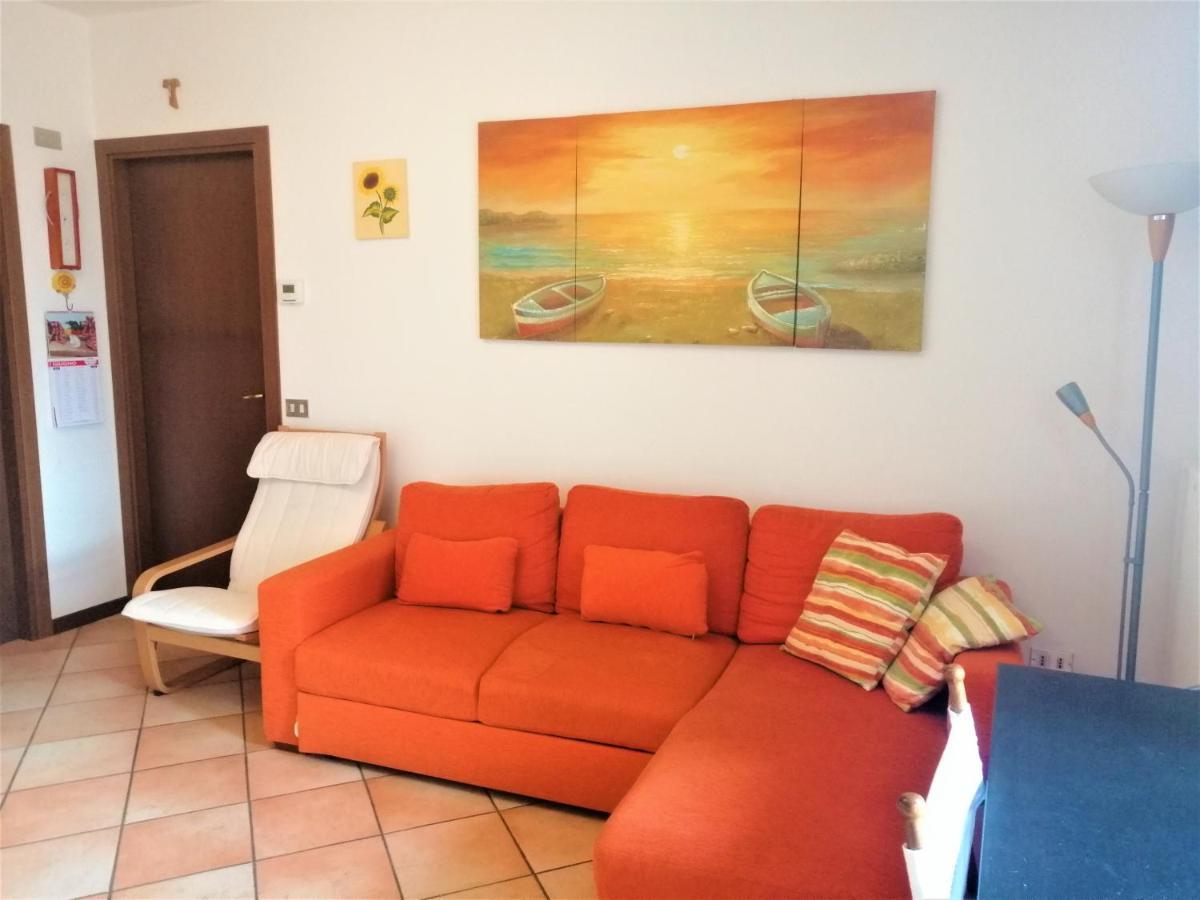 Iseolakerental - Appartamento Chiara Riva di Solto Kültér fotó